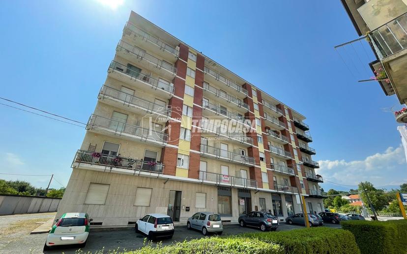 Trilocale in Viale Camillo Olivetti 7, Agliè