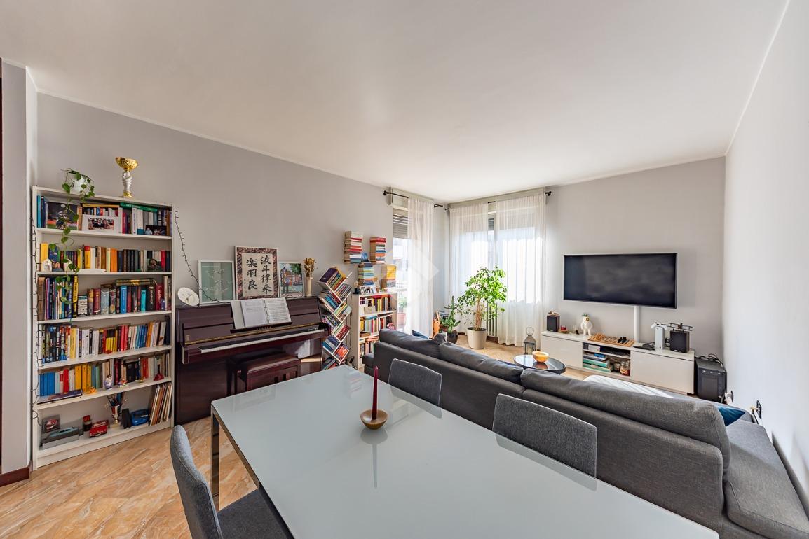 Bilocale in Via Valera 35, Arese