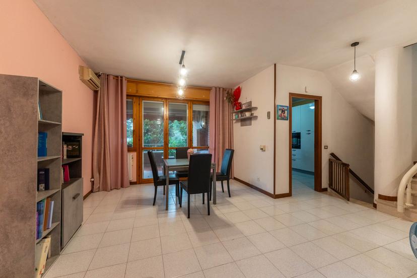Villa a schiera in Via 2 Agosto 4/M, San Pietro in Casale — foto 2 di 5