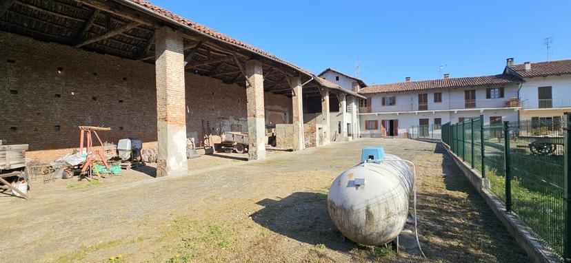 Casa indipendente in Via Poasso 7, Chivasso — foto 3 di 5
