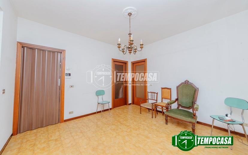 Villa in Via De Capitani Naborre da Sesto, Besate