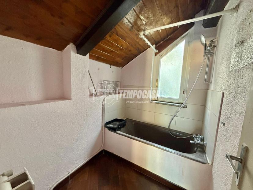 Trilocale in Via Umberto I, Lanzo Torinese