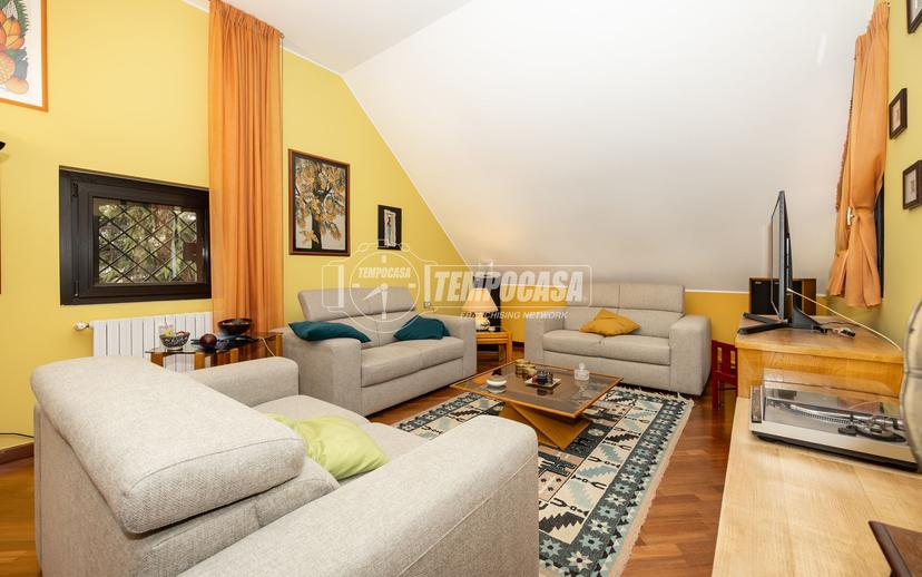 Quadrilocale, Cassina de' Pecchi
