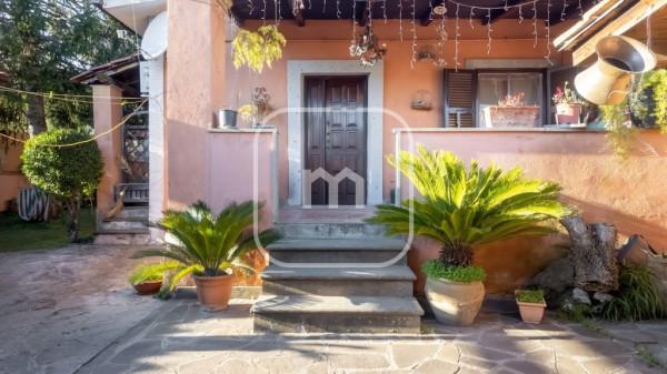 Villa bifamiliare in Via Casteldelci, Roma
