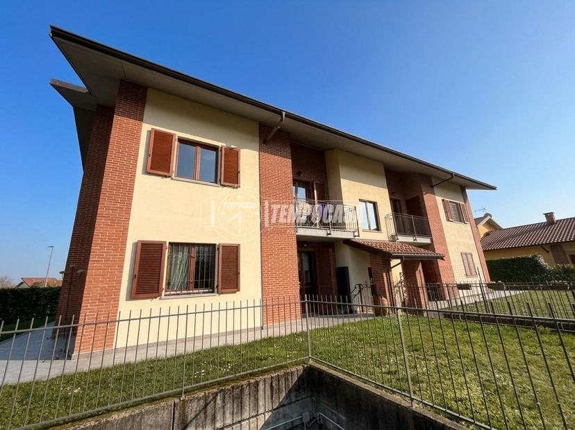 Trilocale in Stradale San Secondo 6, Bricherasio — foto 2 di 5