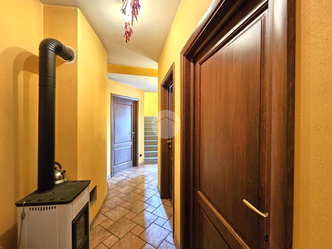 Casa indipendente in Vicolo Arnoletti 4, Mazzè