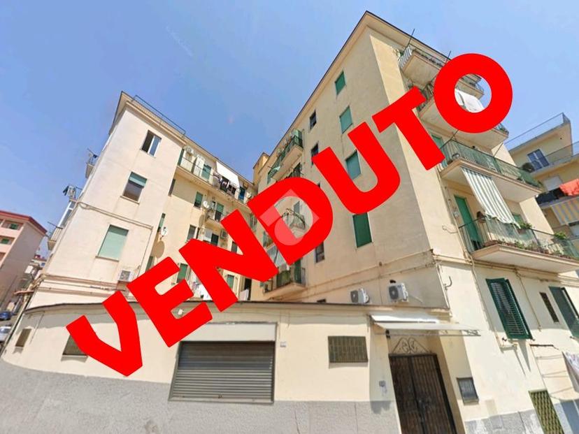Trilocale in Via Caio Asinio Pollione 00, Napoli