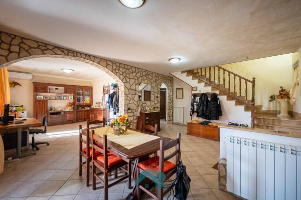 Villa bifamiliare in Via Santa Maria, Gallicano nel Lazio