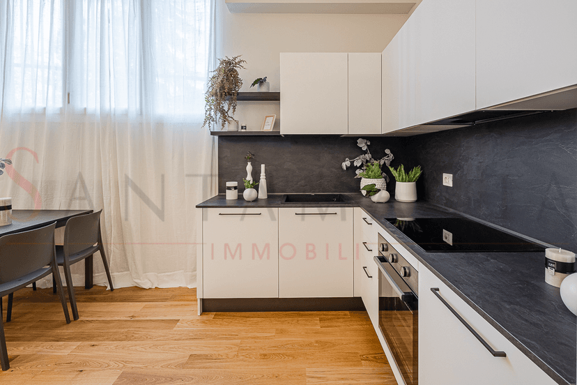 Trilocale in Via Francesco Primaticcio 8, Milano