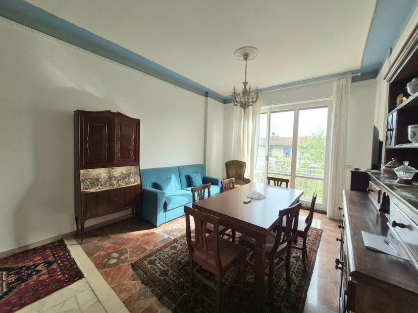 Quadrilocale in Viale dei Mille 50, Firenze
