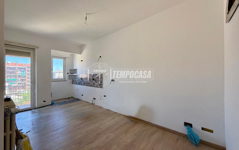 Trilocale in Via Pasubio, Rivoli