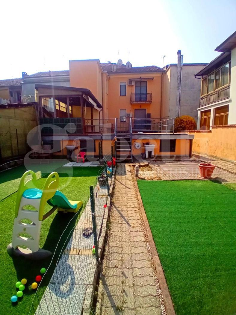 Trilocale in Via Gioberti 6, Trofarello — foto 5 di 5
