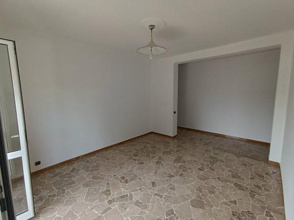 Trilocale in Via Vercelli 4, Cerro Maggiore — foto 4 di 5