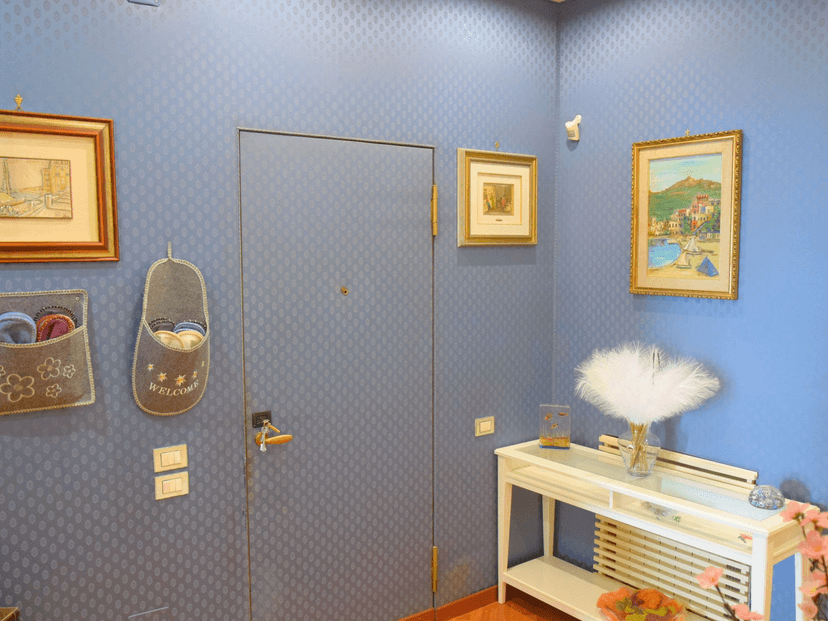 Appartamento in Via Pietro Castellino 132, Napoli
