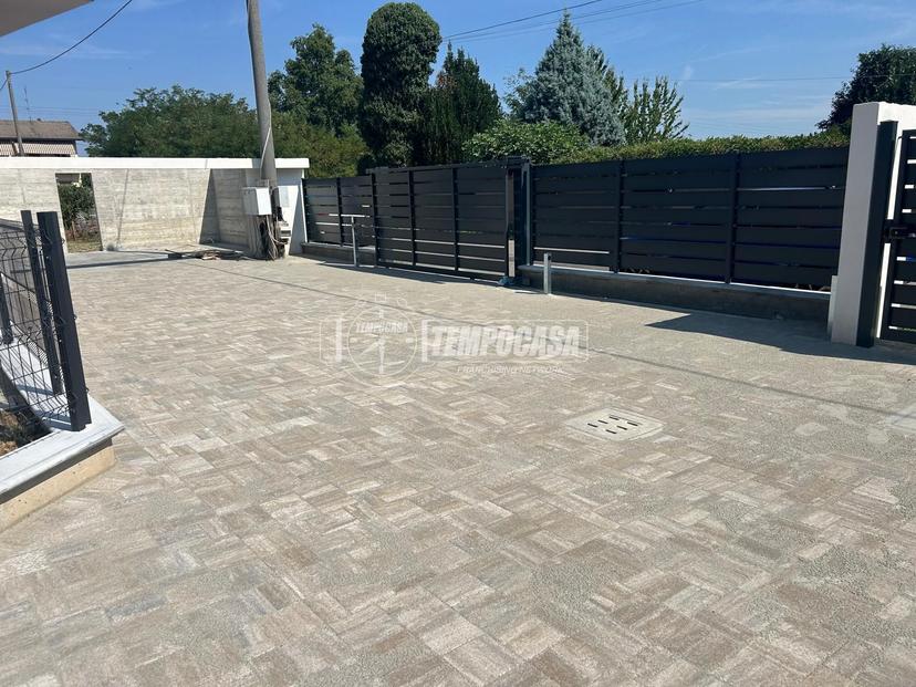 Villa a schiera in Via Grigna 11, Nerviano — foto 4 di 5