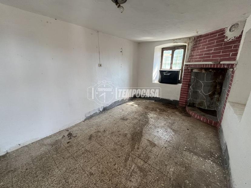 Casa indipendente in Strada Provinciale 60 10, Castelnuovo Nigra — foto 4 di 5
