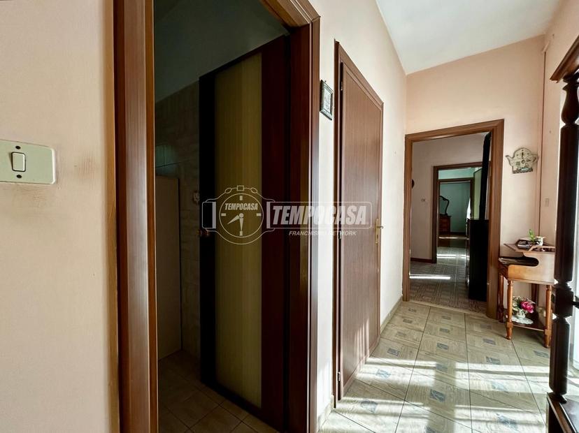 Appartamento in Via Umberto I, Sant'Ambrogio di Torino — foto 3 di 5