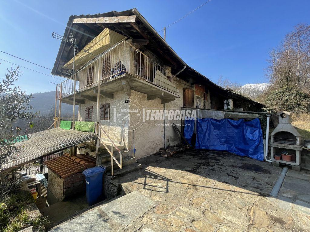 Casa indipendente in Frazione Ferrero 32, Canischio