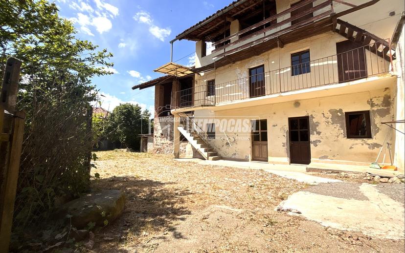 Casa indipendente in Via Meinardi, San Giorgio Canavese — foto 3 di 5