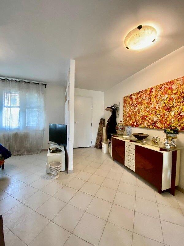 Villa a schiera, Capraia e Limite — foto 5 di 5