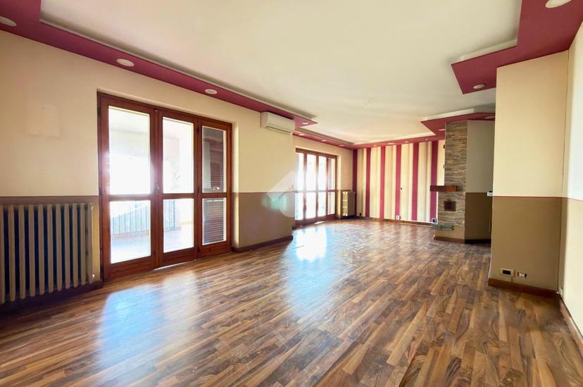 Villa in Strada Maddalena 39, Moncalieri