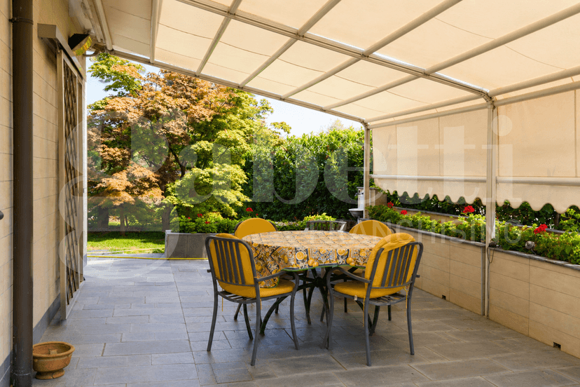 Villa, Trezzano sul Naviglio — foto 3 di 5