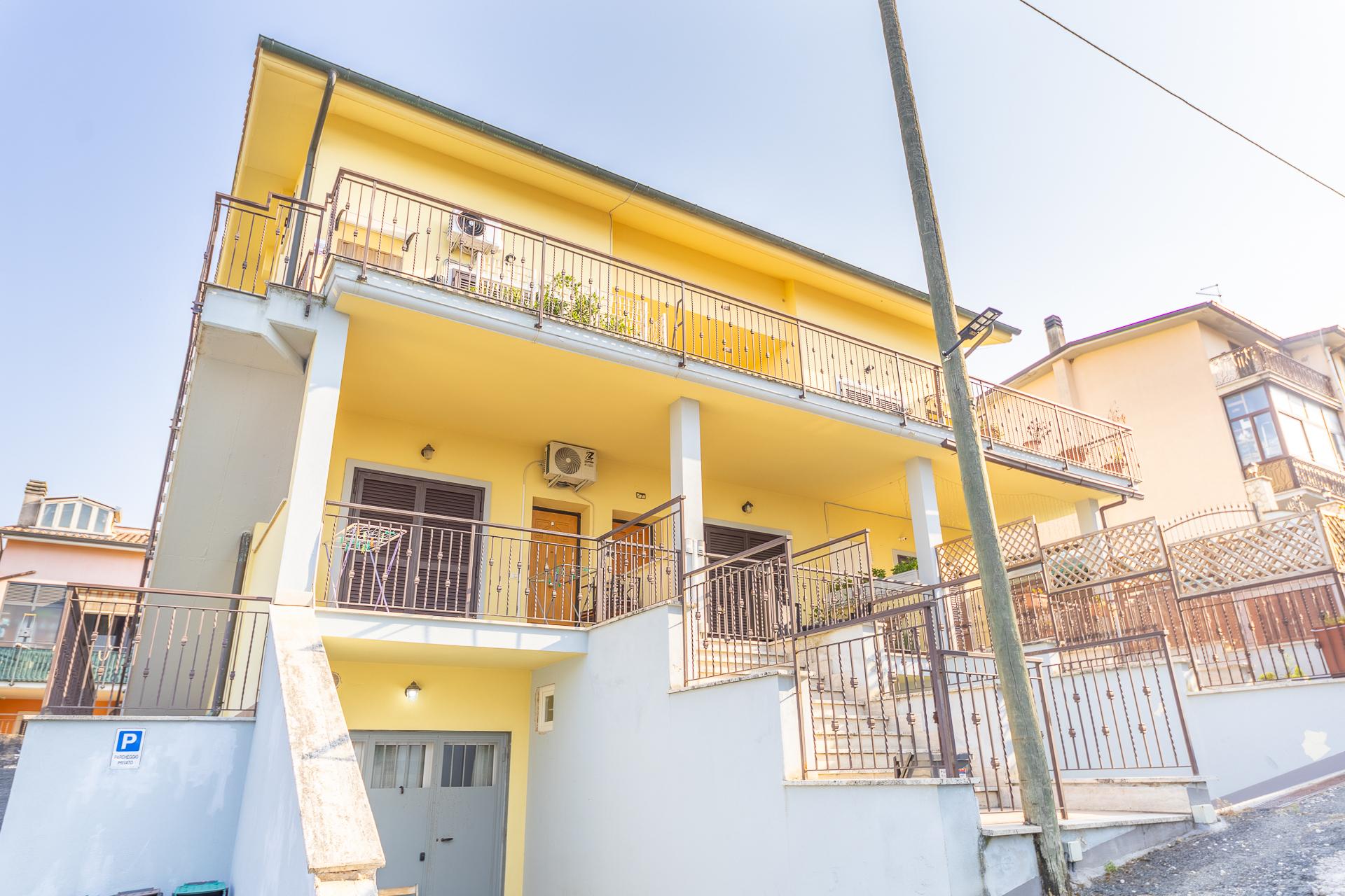 Trilocale in Via Santa Croce, Mentana
