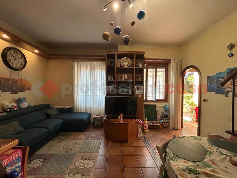 Bilocale in Via Vecchia di Marino, Grottaferrata — foto 3 di 5