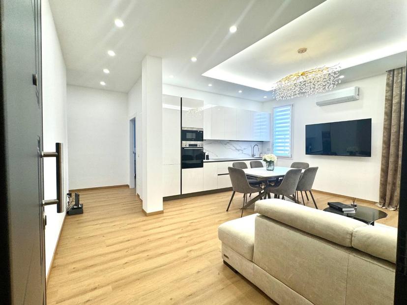 Trilocale, Empoli