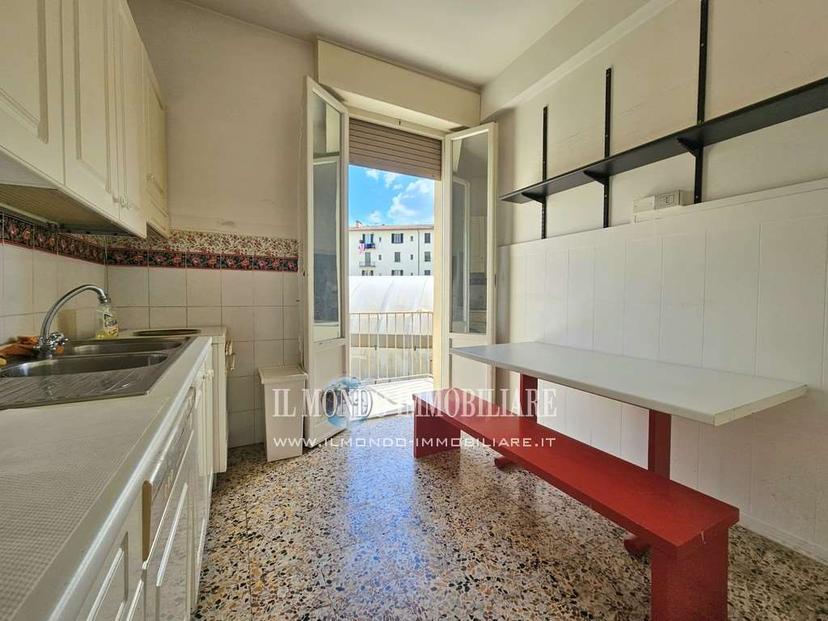 Trilocale in Verga, Firenze