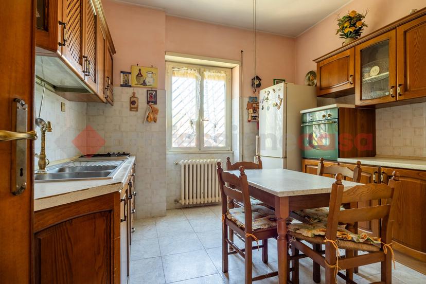 Trilocale in Via del Mare , Albano Laziale