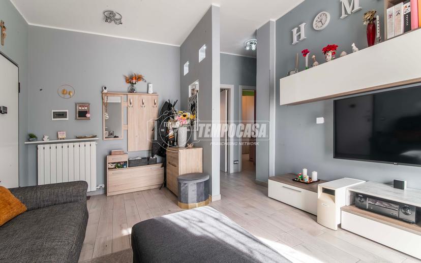 Trilocale in Via Ruggero Leoncavallo 6, Canegrate — foto 2 di 5