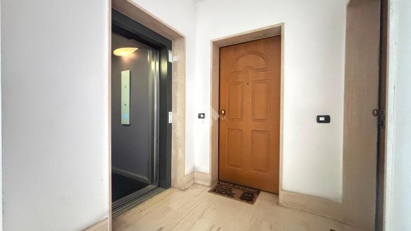 Bilocale in Via Campo Farnia 234, Roma