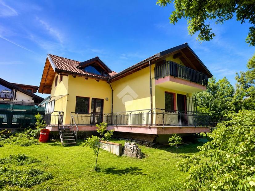 Villa in Via dei Caduti 17, Givoletto