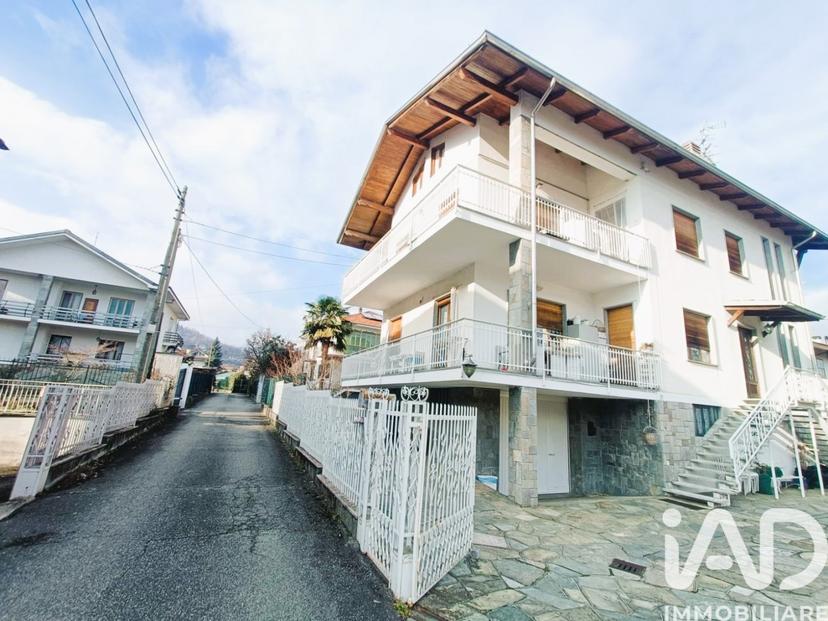Bilocale in Via della Liberta' 19, Lanzo Torinese — foto 4 di 5