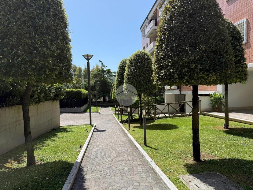 Trilocale in Via dei Cantelmo 221, Roma