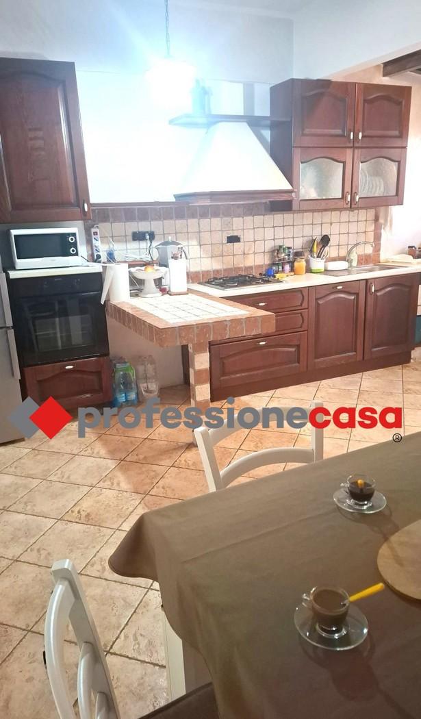 Villa a schiera in Via Leonardo da Vinci, Pomezia