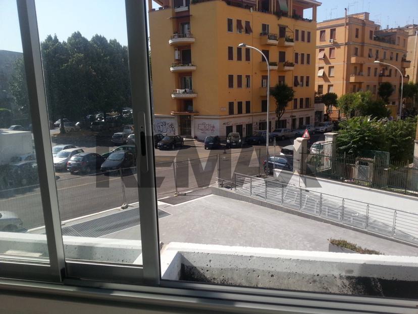 Monolocale in Via Domenico De Dominicis 26, Roma