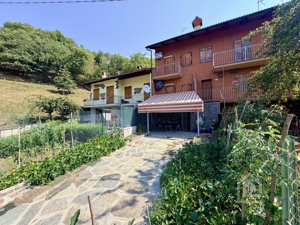 Villa a schiera in Borgata Faiallo 79, Pont-Canavese