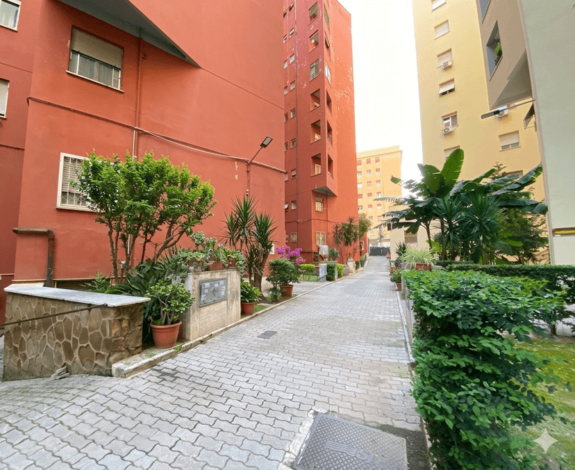 Bilocale in Via Ponzio Cominio 56, Roma