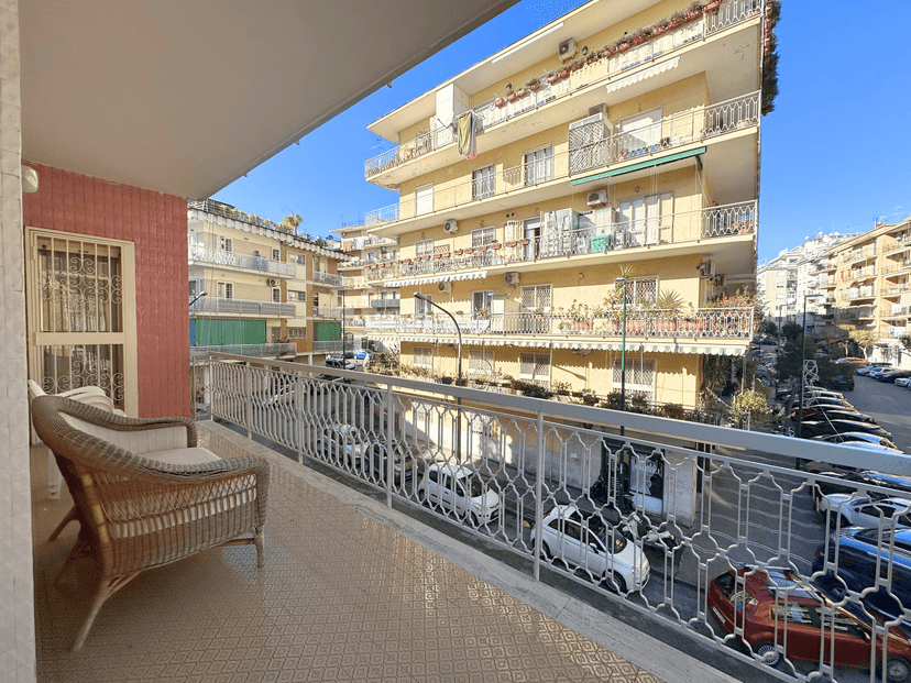 Appartamento in Viale Poggio di Capodimonte 33, Napoli