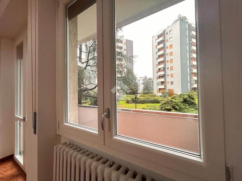Trilocale in Via Padova 95, Milano