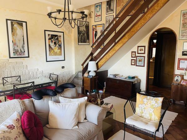 Villa a schiera in Via Vittorio Codeluppi, Roma