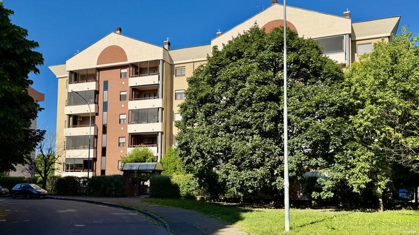 Trilocale in Sandro Pertini 6, Locate di Triulzi — foto 4 di 5