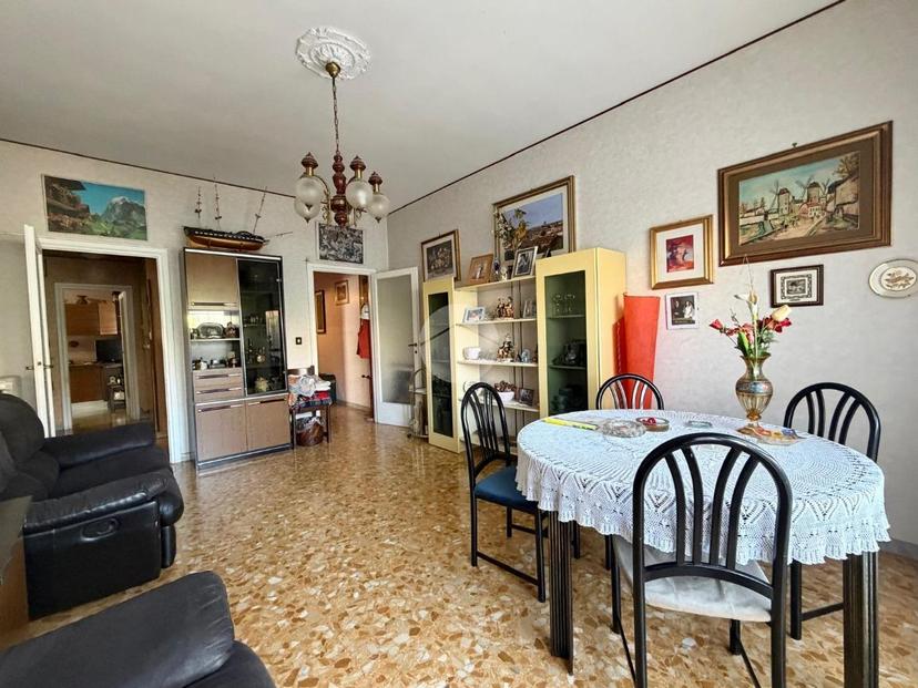 Trilocale in Via Val di Lanzo 113, Roma