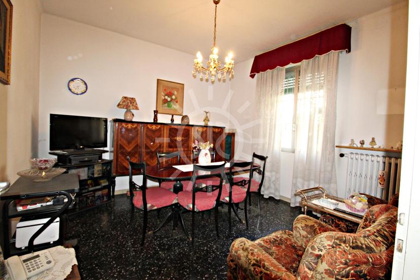 Porzione di casa in Via Puglia  3, Bologna