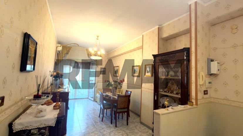 Trilocale in Via Michelangelo Schipa 44, Napoli