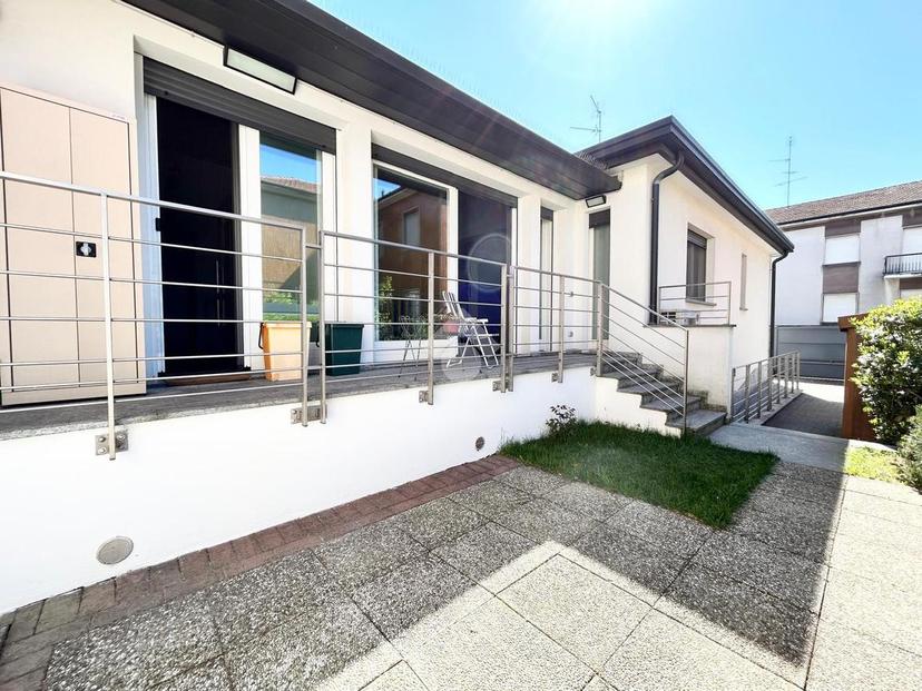Villa in Via Enrico Toti 4, Settimo Milanese — foto 5 di 5