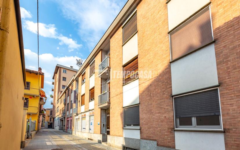 Quadrilocale in Via Pascoli Giovanni, Chivasso
