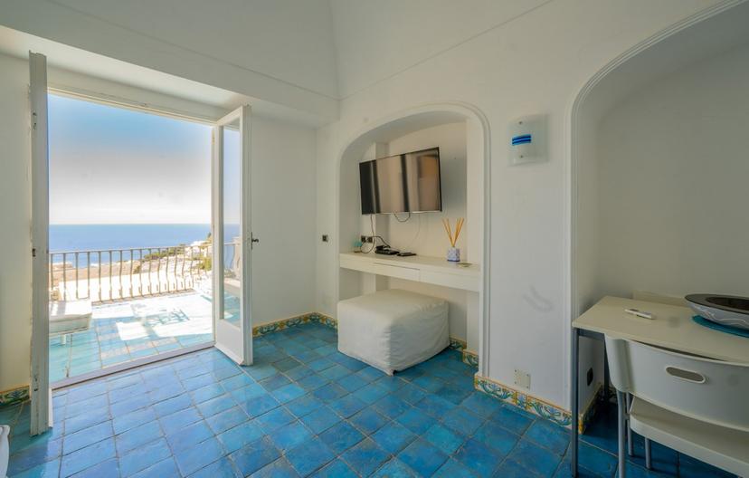 Trilocale in Via Sopramonte  19, Capri